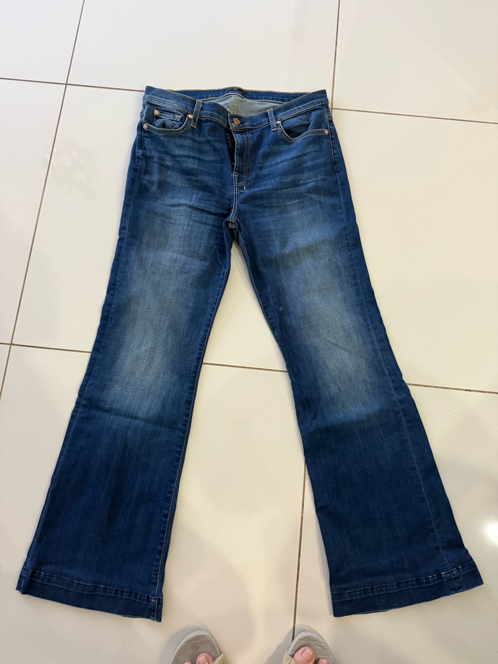 7 for all mankind - Classic Women's Dark Blue Bootcut Jeans - size 32